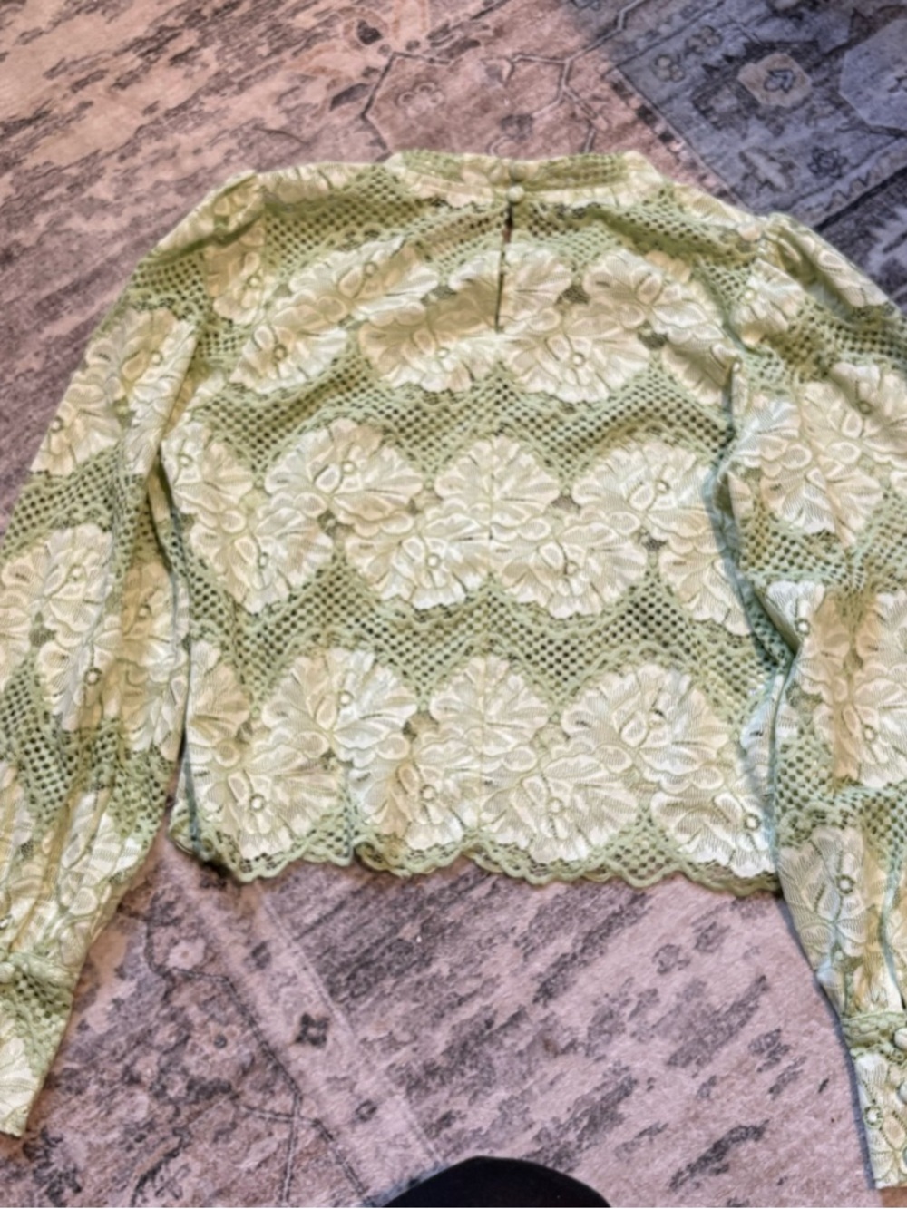 Anthropologie Dolan Left Coast Lace
Blouse Green Mock Neck Bishop Sleeve Top S - Picture 10 of 12